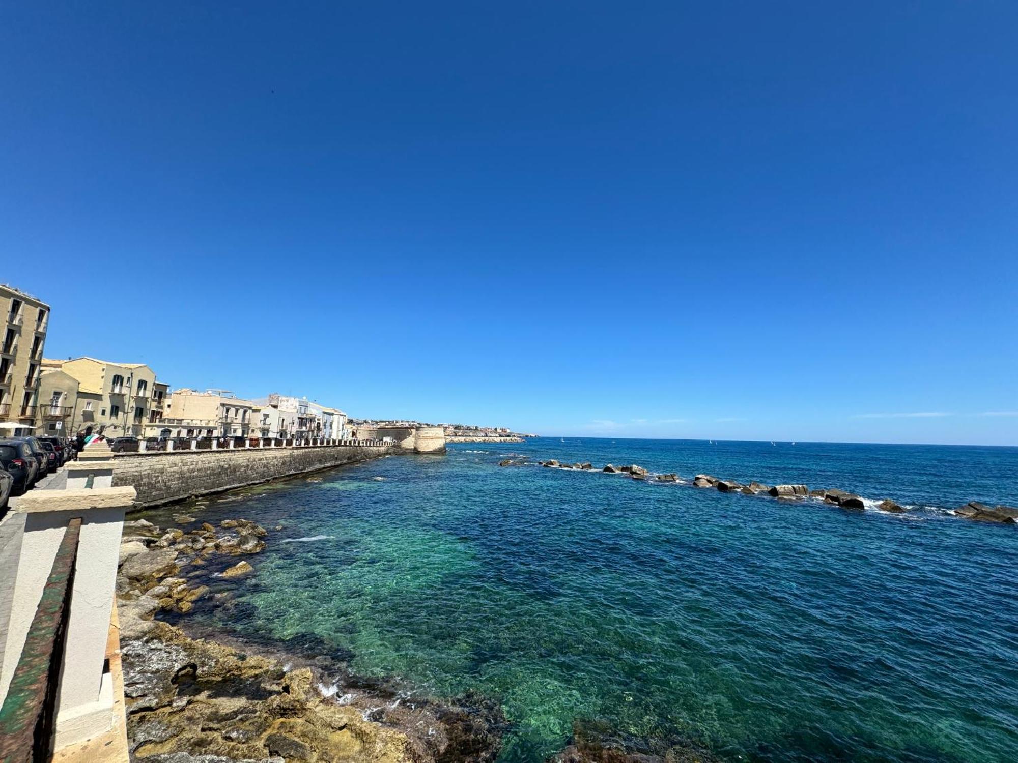 Simona'S Home Ortigia Сиракузы Экстерьер фото